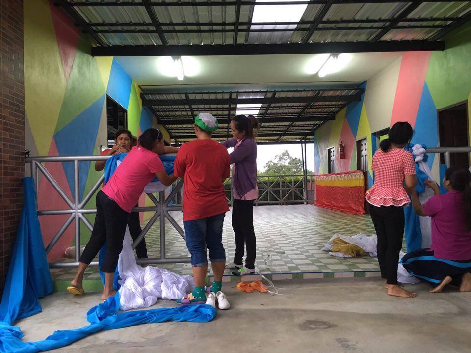 ภาพเบื้องหลังการเตรียมงาน กิจกรรมวันแม่แห่งชาติ